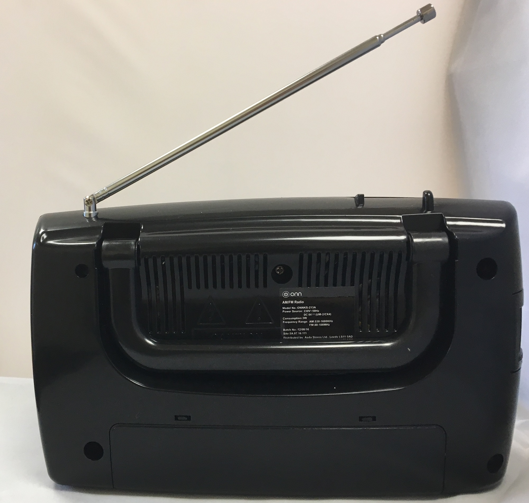 Onn ONNKS213A Portable AM/FM Radio (Black) B+ eBay